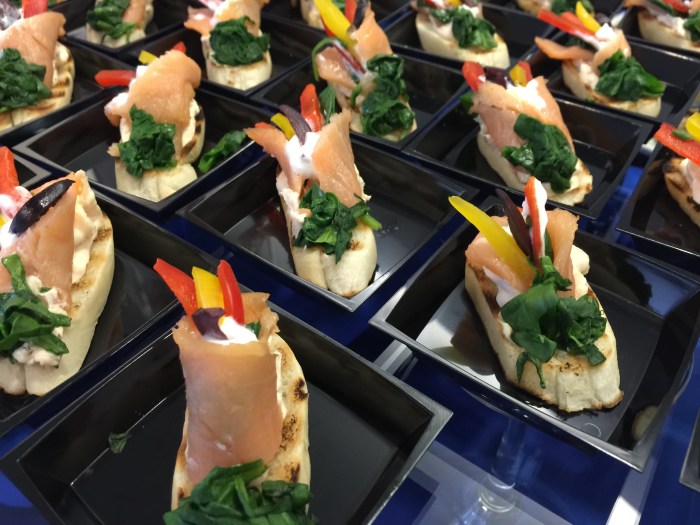 SmokedSalmonCanapes2